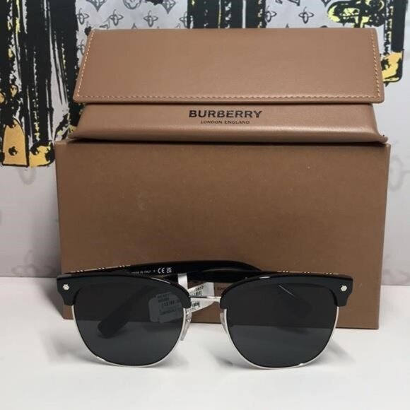 New Authentic Burberry BE4317 8351 Sunglasses - Picture 9 of 14